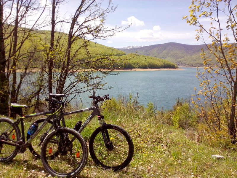 bike around Mavrovo Lake
